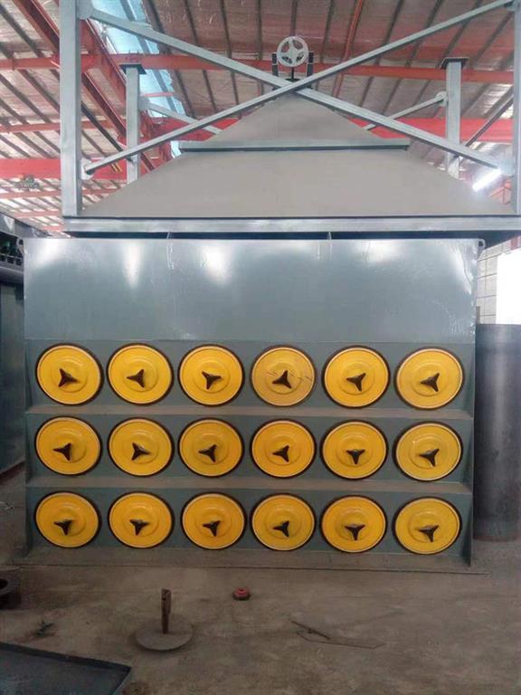 <strong>斜插式濾筒除塵器</strong>